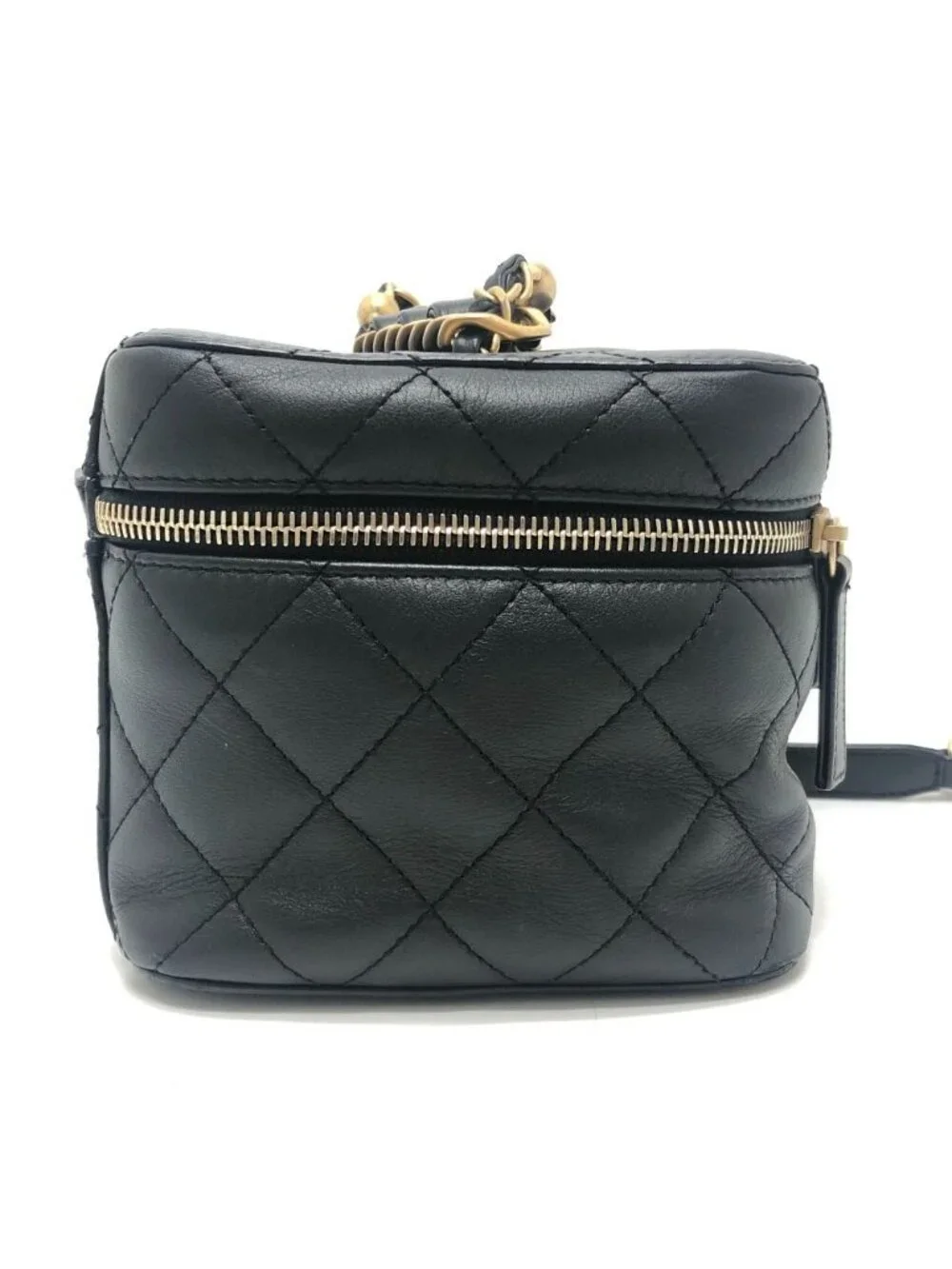 Chanel Shoulder Bag CC Logo Lambskin Black